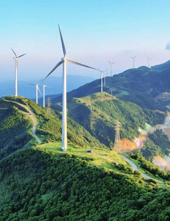 全免费！这里的瀑布云海比金顶更壮观！开元棋牌app无需爬山就在广东！还完(图11)