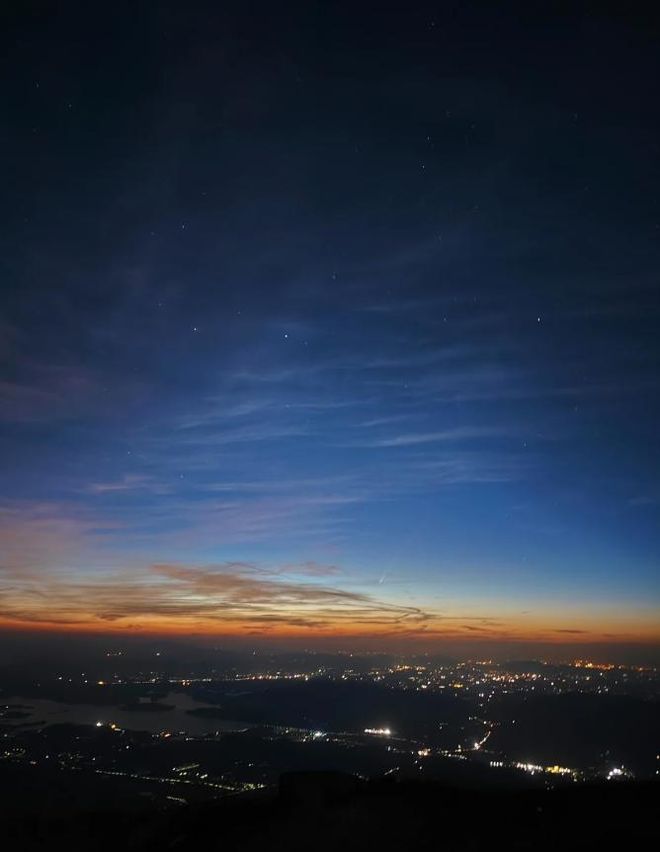 全免费！这里的瀑布云海比金顶更壮观！开元棋牌app无需爬山就在广东！还完(图13)